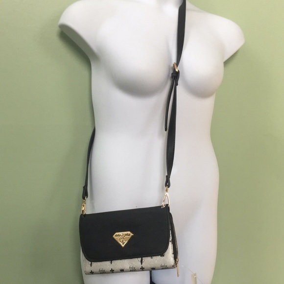 Baby Phat Purse - Picture 3 of 9